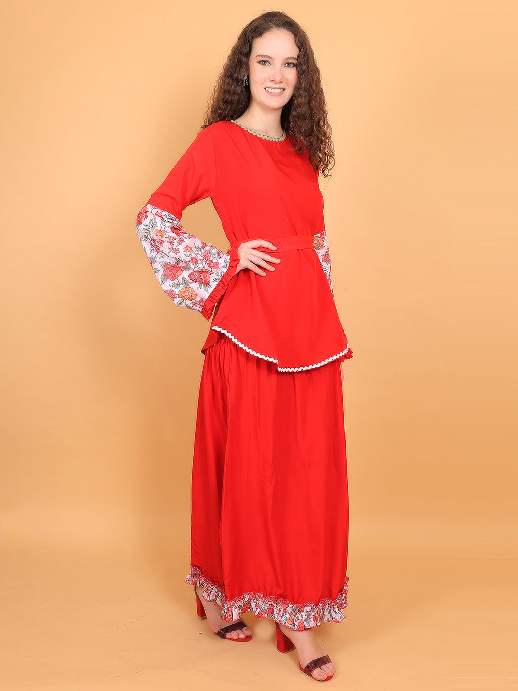 Maxi Skirt With Belt Blouse Set